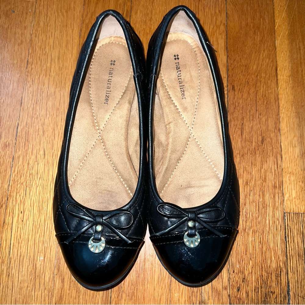 Naturalizer Memento black quilted leather ballet shoes with gold charm